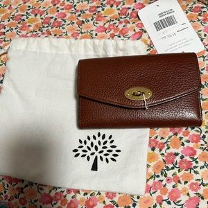 *Like New* Mulberry Darley Medium Wallet